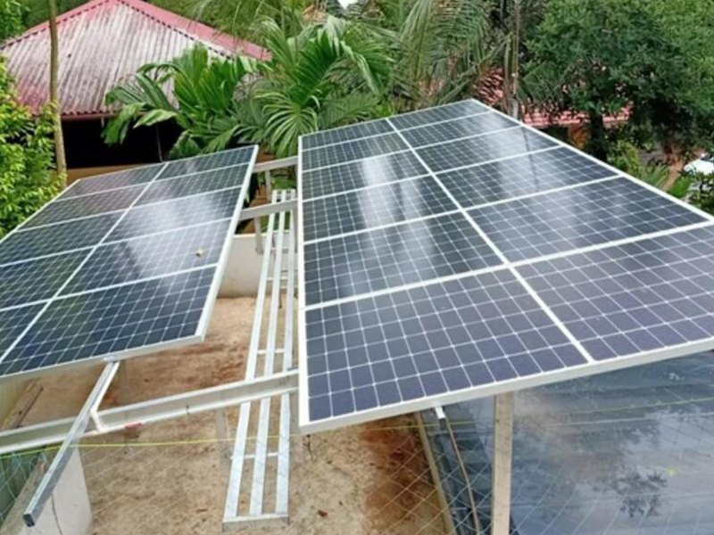 Уганда соларни панели (2)